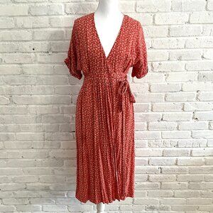 Urban Outfitters Women's Size S-P Midi Wrap Dress in Red/Orange Floral